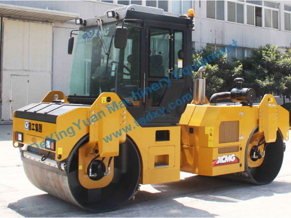c(din)鿴Ԕ(x)Ϣ(bio)}XD85 Hydraulic Double Drum Vibratory Compactor xΔ(sh)1935